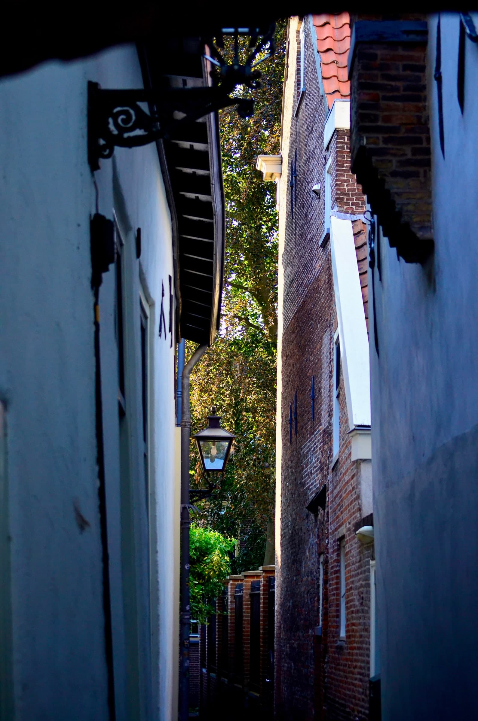 Blue wall and narrow passage in Leiden